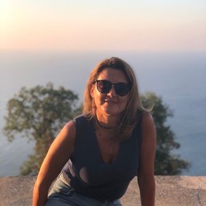 Meet your Posher, Aline